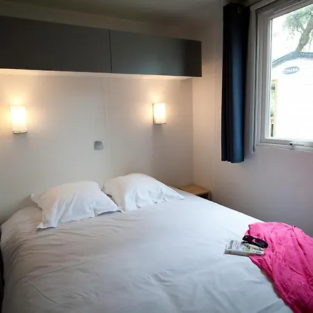 Camping Sunissim Le Boudigau 4 By Locatour Campsite *