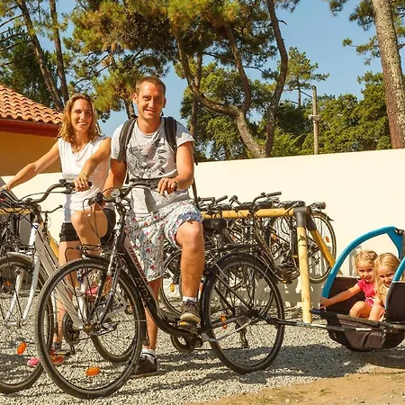 营地 Camping Sunissim Le Boudigau 4 By Locatour